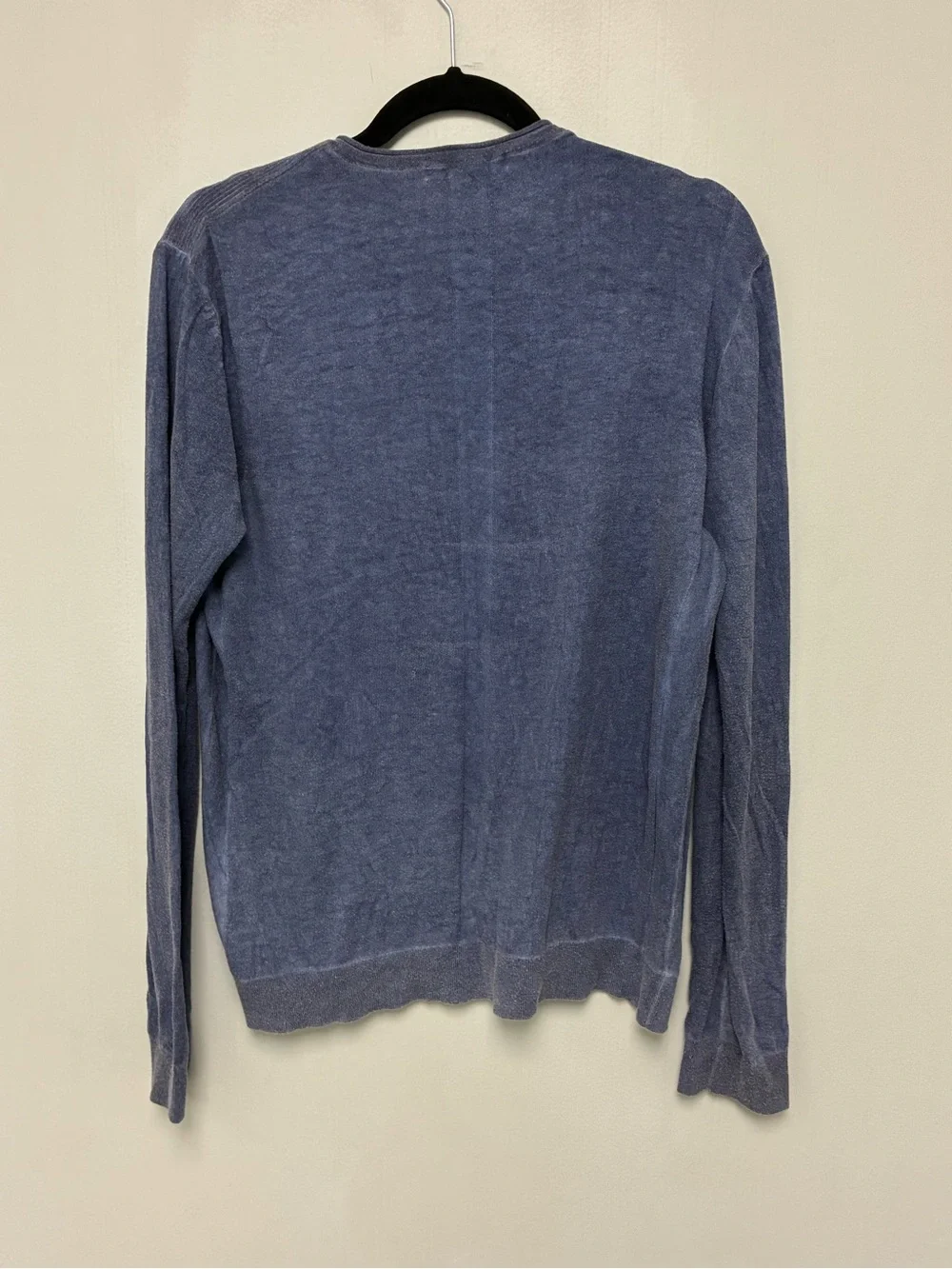 John Varvatos Knit Long Sleeve V-Neck Sweater Size medium.